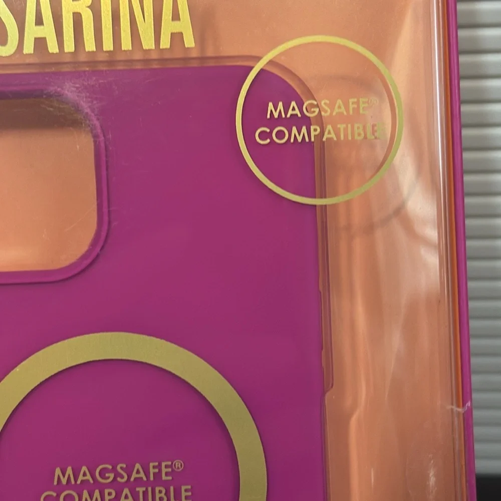 SARINA 13/14 Silicone iPhone Case